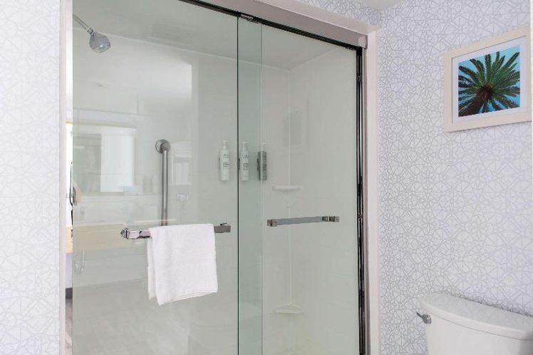 DOUBLE TWO DOUBLE BEDS NON SMOKING Room