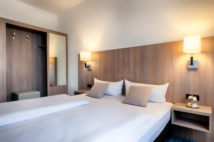 DOUBLE SUPERIOR Room