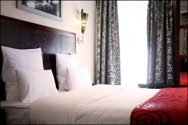 DOUBLE ONE BED Room