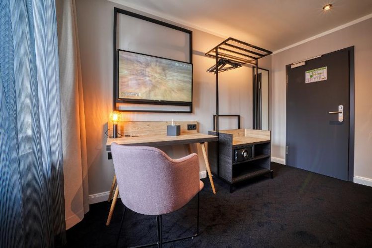 DOUBLE SINGLE USE SUPERIOR Room