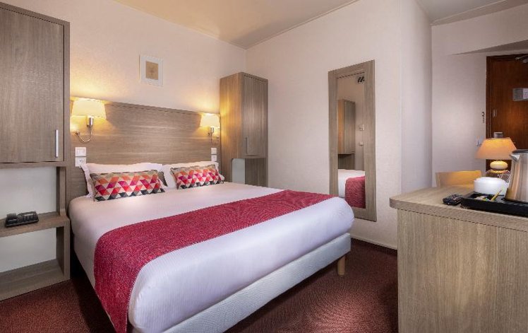 Double or Twin TWO BEDS Room