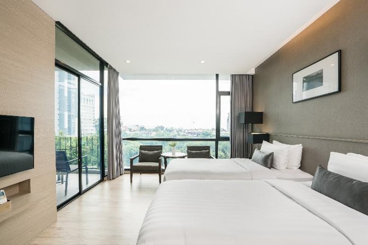 Double or Twin DELUXE CITY VIEW Room