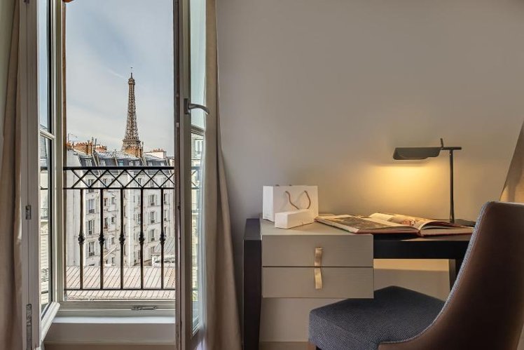 DOUBLE WITH VIEWS Room