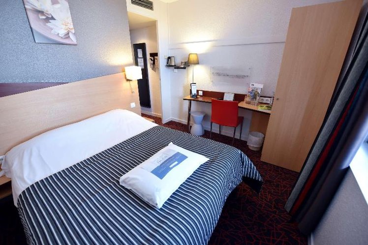 DOUBLE STANDARD Room