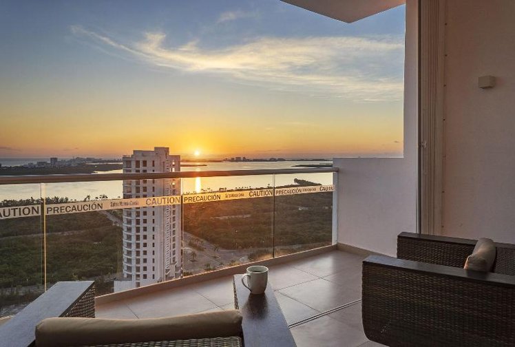 FAMILY ROOM WITH VIEWS Room