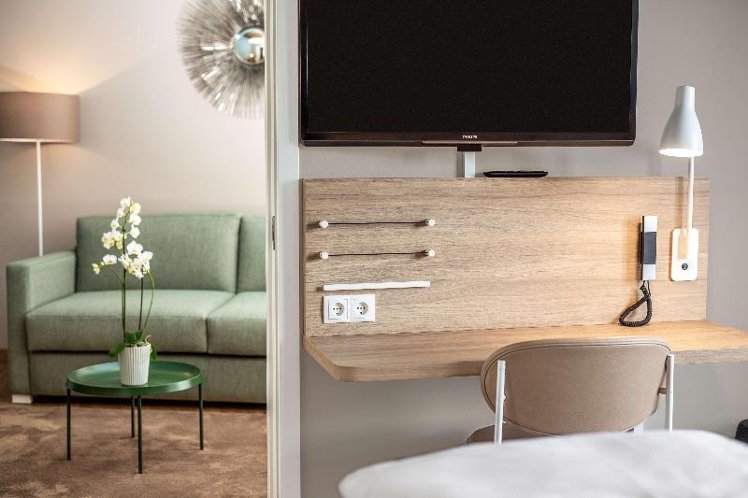 JUNIOR SUITE STANDARD Room