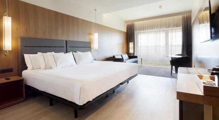 DOUBLE SUPERIOR Room