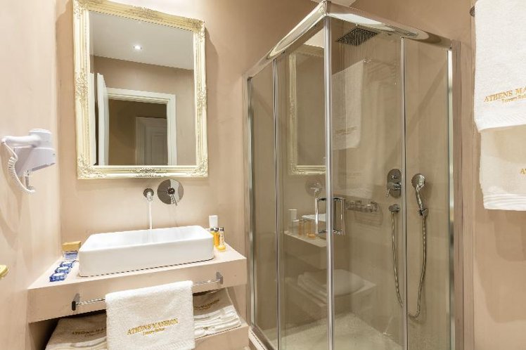 DOUBLE SUPERIOR Room