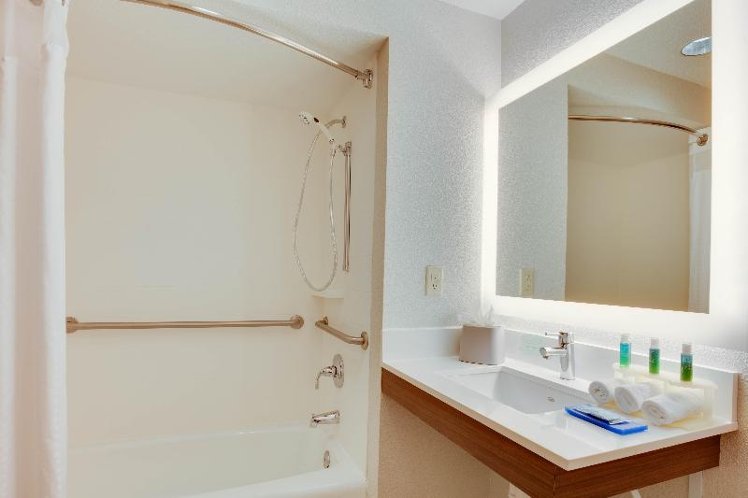 Room Accessible KING SIZE BED Room