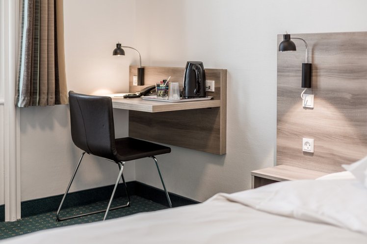 SINGLE STANDARD Room