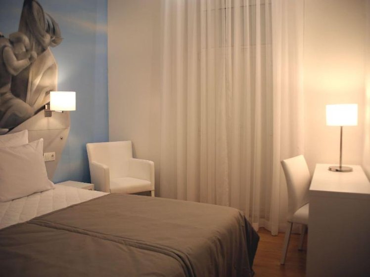 DOUBLE ECONOMY Room
