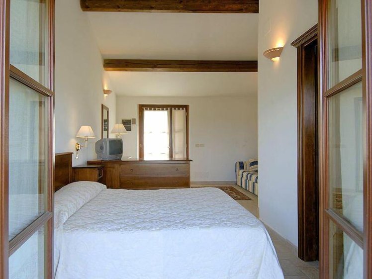 DOUBLE STANDARD Room