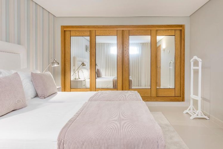 VILLA FOUR BEDROOMS WITH PRIVATE POOL Room