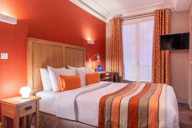 DOUBLE STANDARD Room