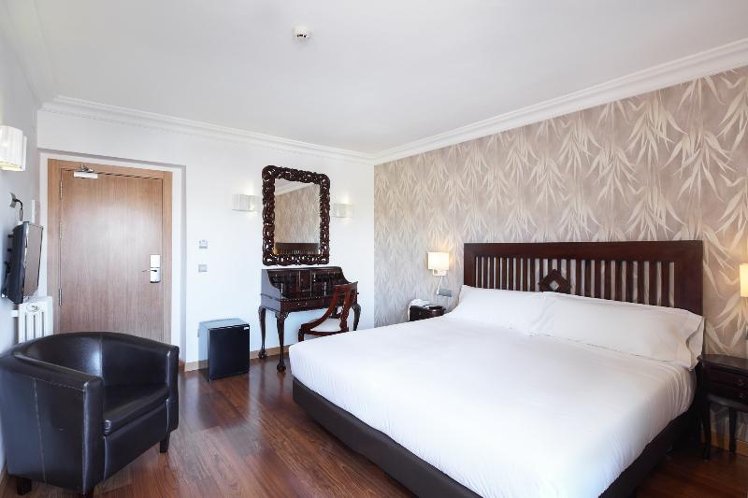 DOUBLE SINGLE USE CLASSIC WITH BALCONY Room