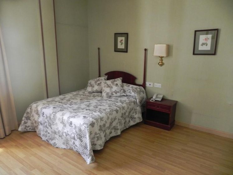 Double or Twin ONE BED Room