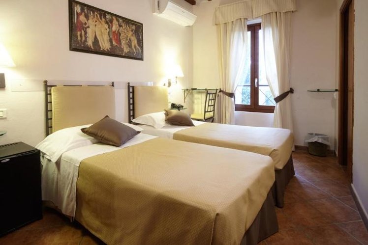 DOUBLE STANDARD Room