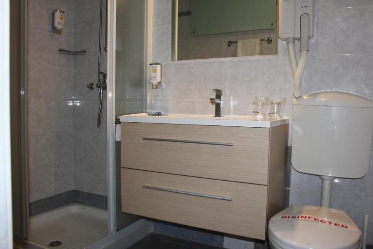 DOUBLE STANDARD Room