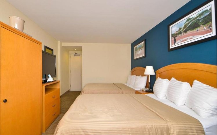 Midtown Convention Center Hotel
