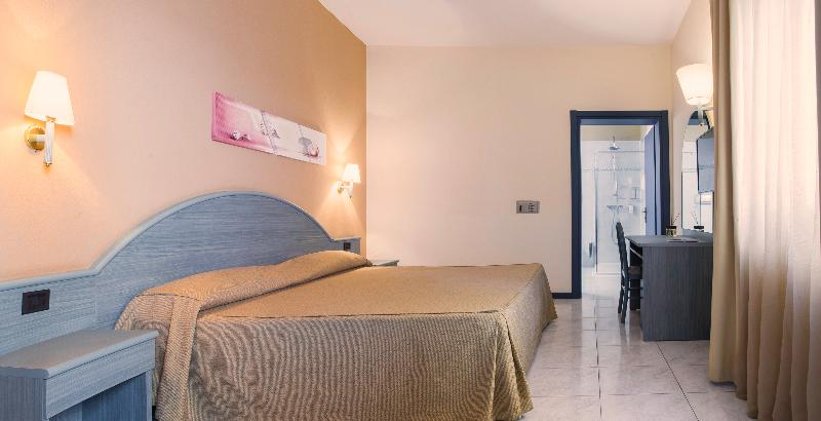 DOUBLE SEA VIEW Room