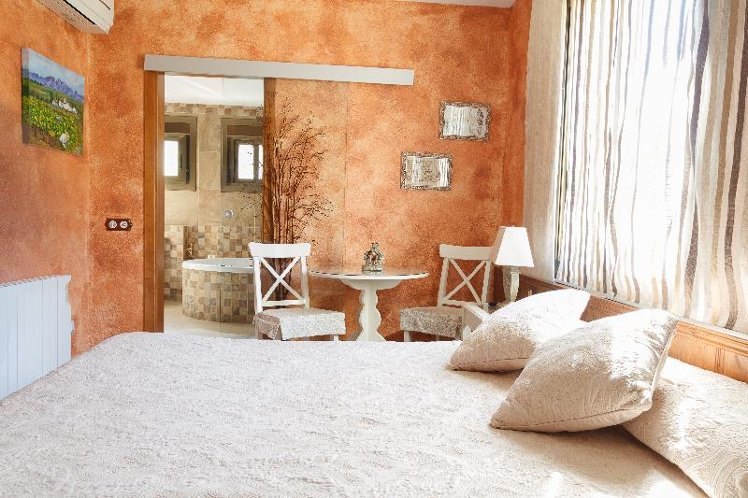 SUITE WITH JACUZZI Room