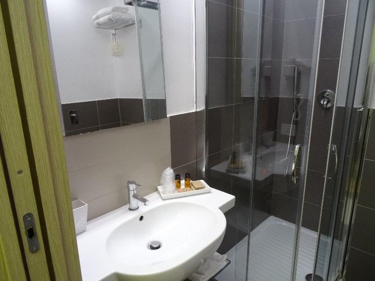 TWIN STANDARD Room