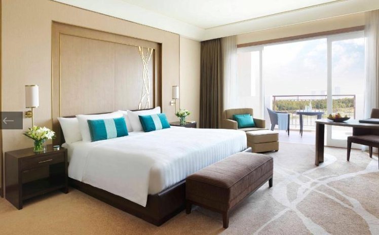 Double or Twin DELUXE Room