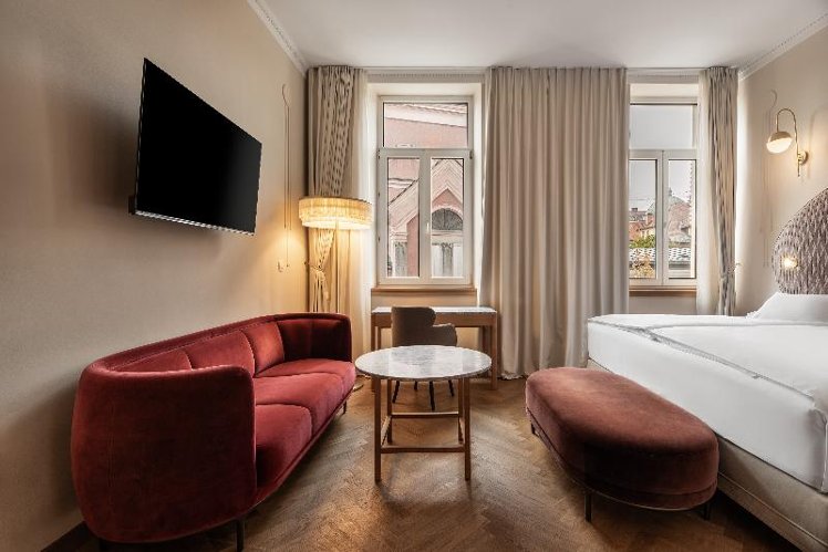 DOUBLE SINGLE USE GRAND DELUXE Room