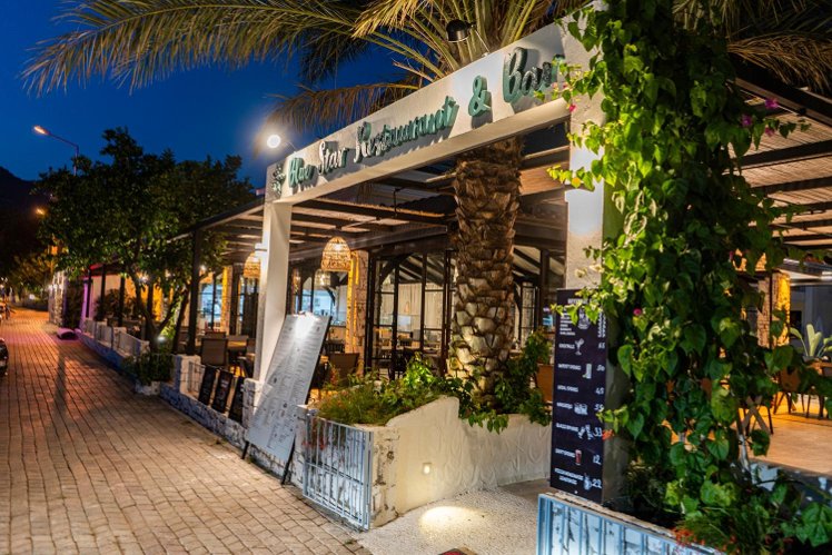 Blue Star Hotel