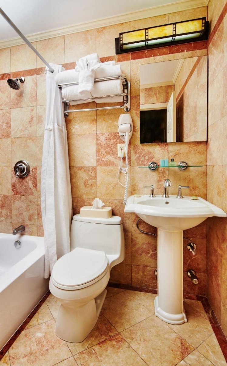 APARTMENT TWO QUEEN BEDS ONE BEDROOM Room