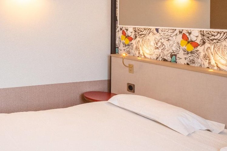 Brit Hotel Nantes La Beaujoire - L'Ama
