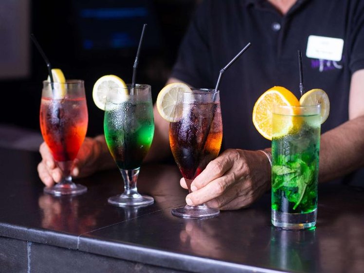 Bar