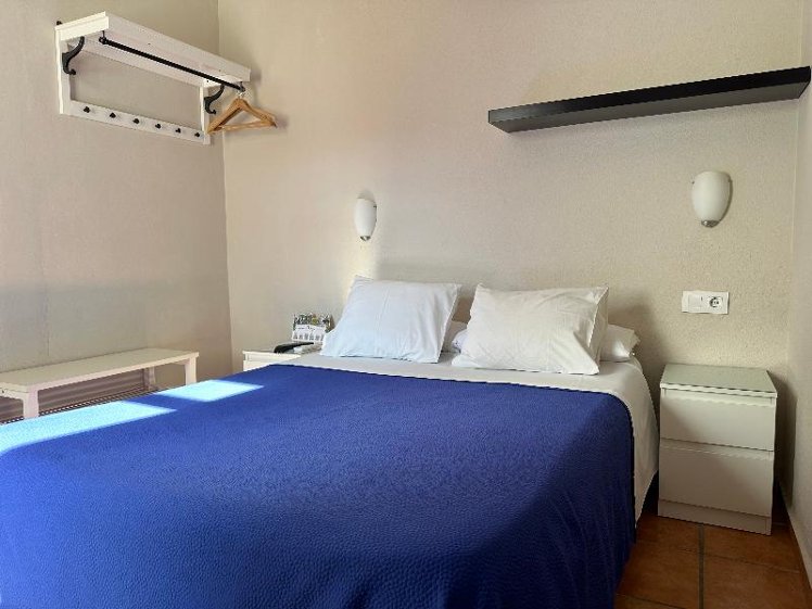 DOUBLE ECONOMY Room