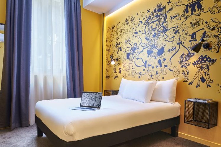 DOUBLE STANDARD Room