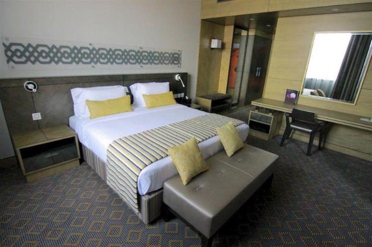 DOUBLE DELUXE KING BED Room