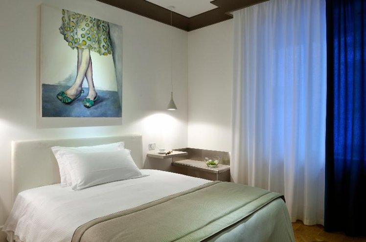 SINGLE CLASSIC Room