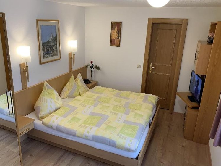 STUDIO TWO BEDS Room