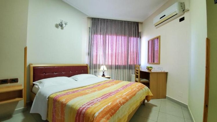 DOUBLE STANDARD Room