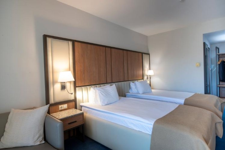 TWIN STANDARD Room