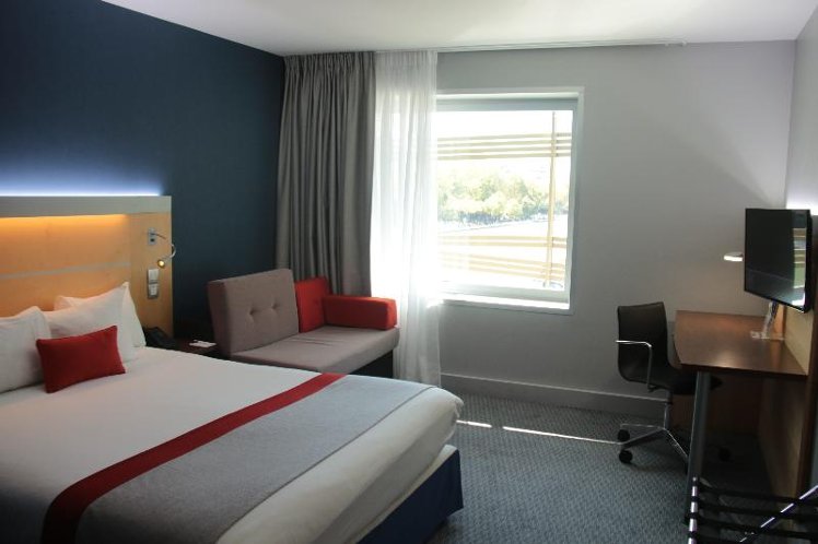 DOUBLE SUPERIOR Room