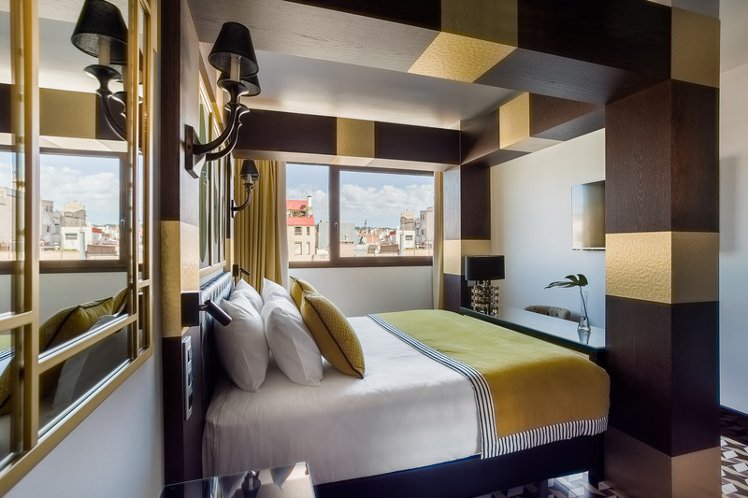 DOUBLE STANDARD Room