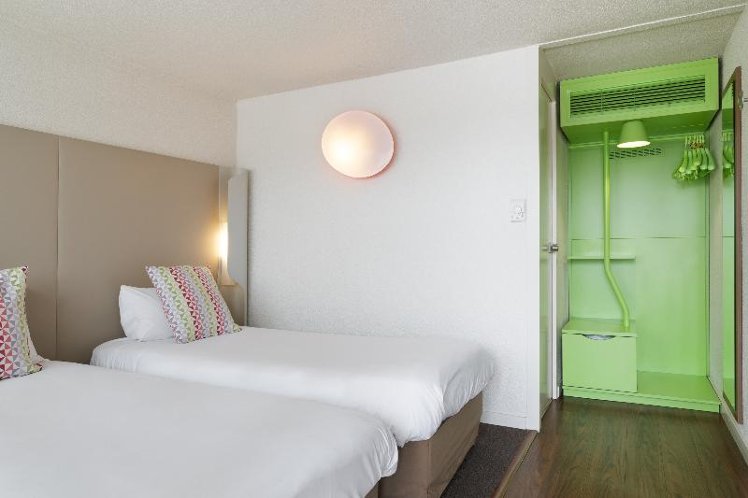TWIN STANDARD Room