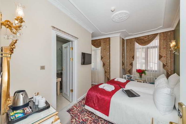 DOUBLE SUPERIOR Room