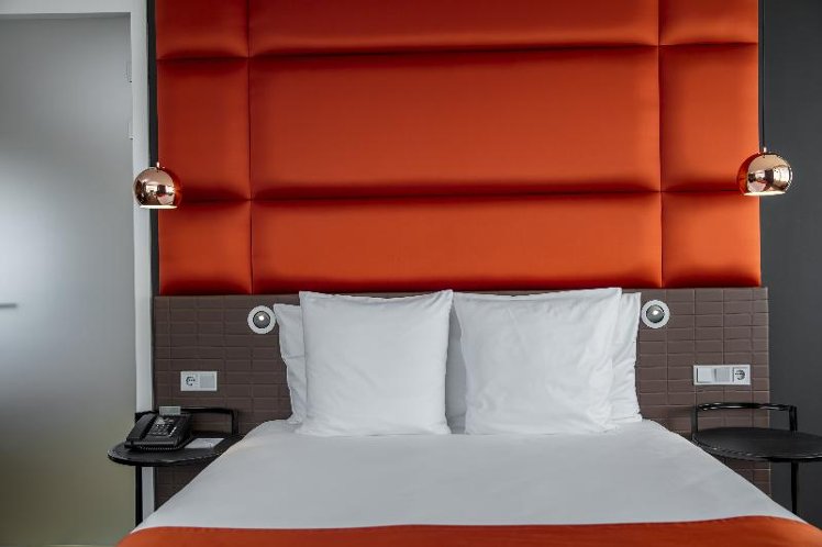 DOUBLE STANDARD Room