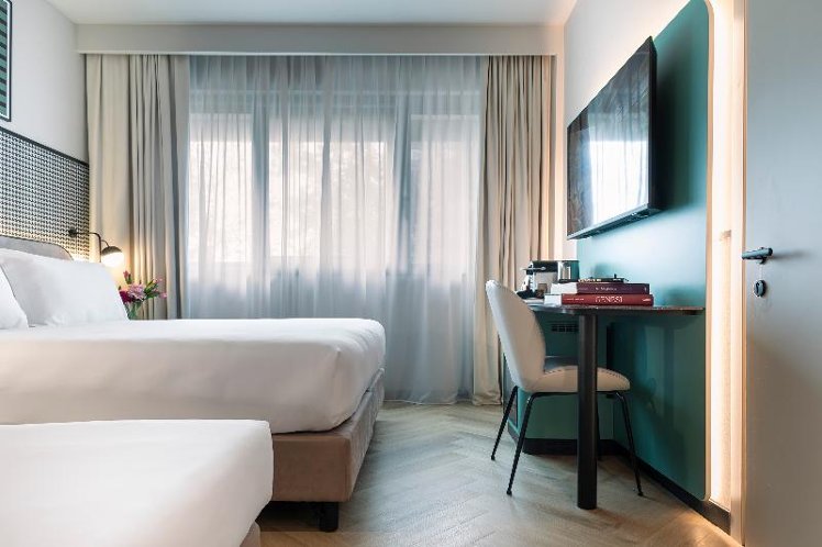 TRIPLE PRESTIGE Room