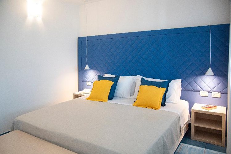 SUITE DELUXE SEA VIEW Room