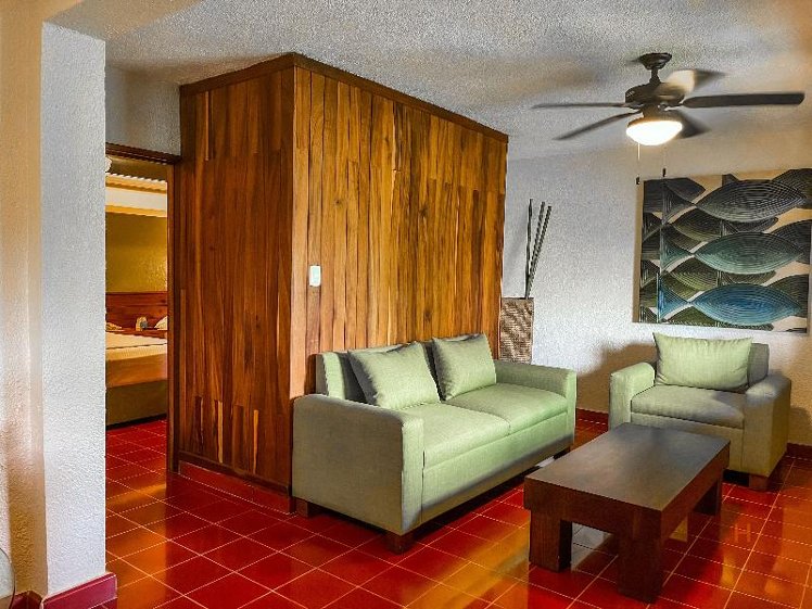 DOUBLE STANDARD Room