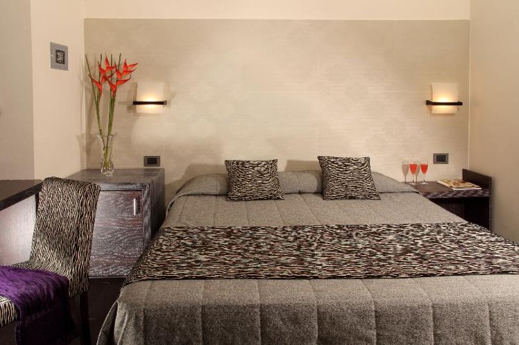 DOUBLE ANNEX Room
