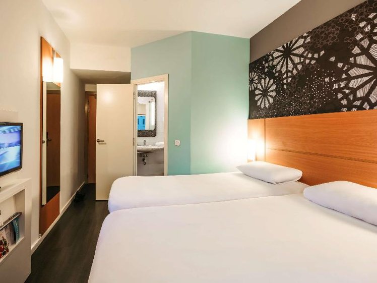 TWIN STANDARD Room
