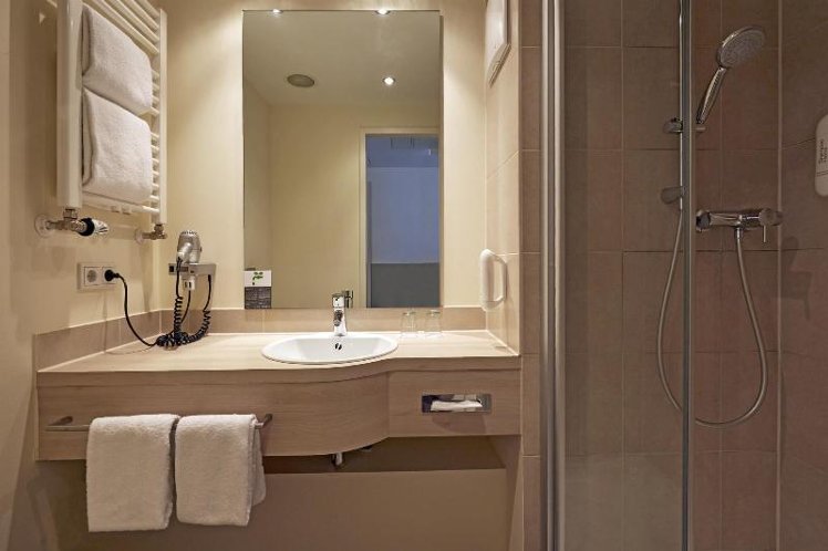DOUBLE SUPERIOR Room